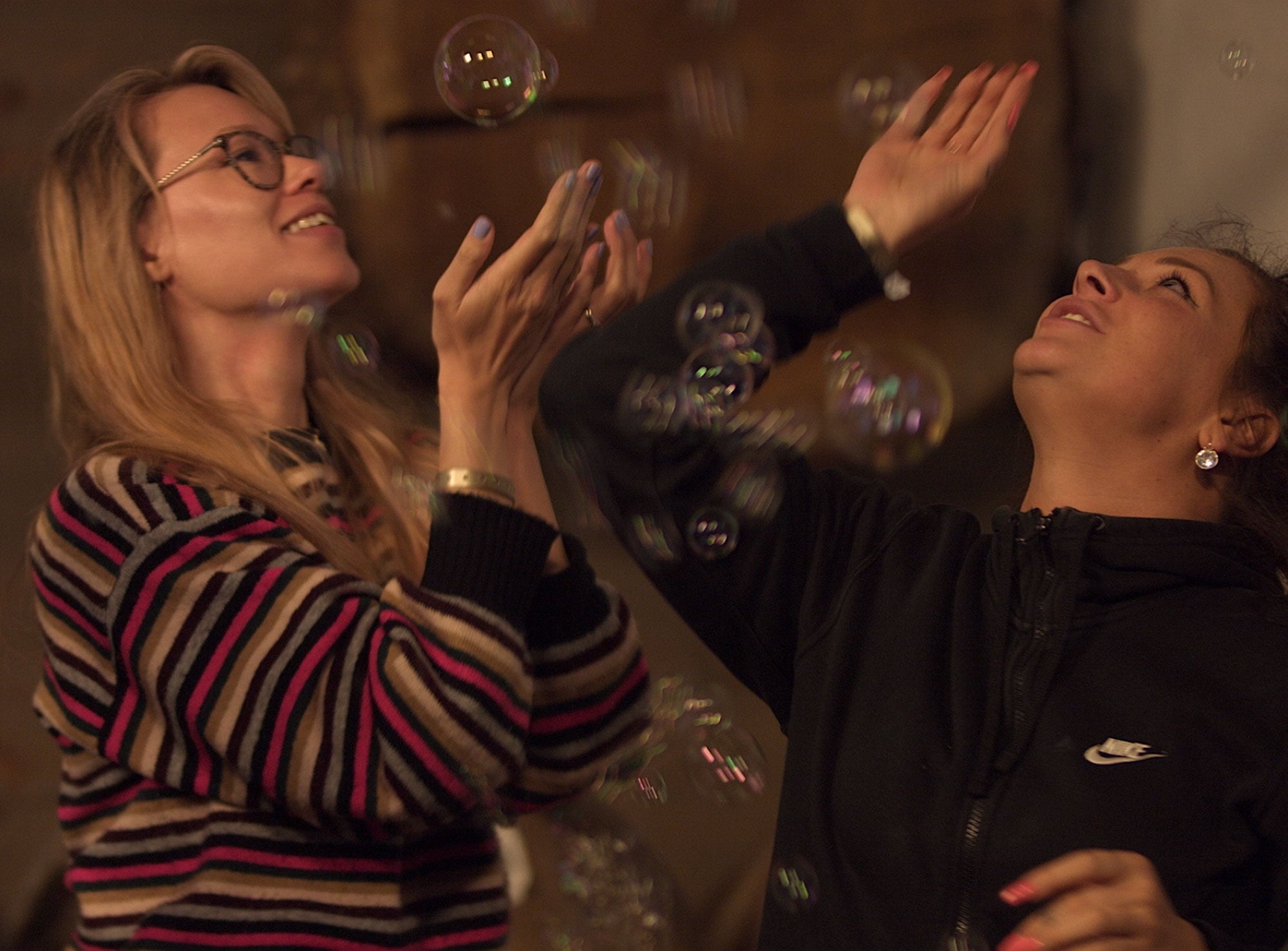 Jura Gregg Glass bubbles