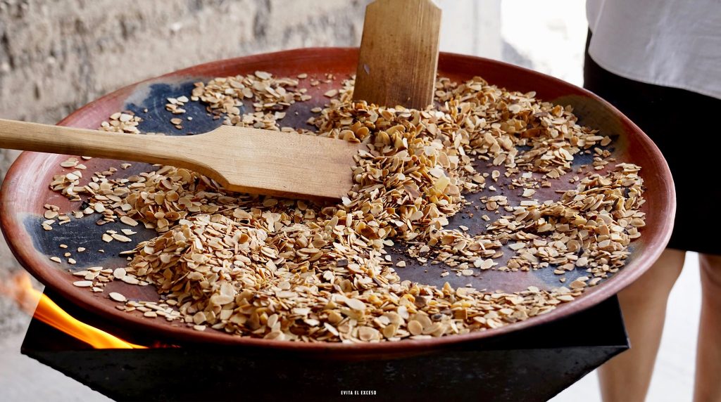 Monteloboz Mezcal almonds