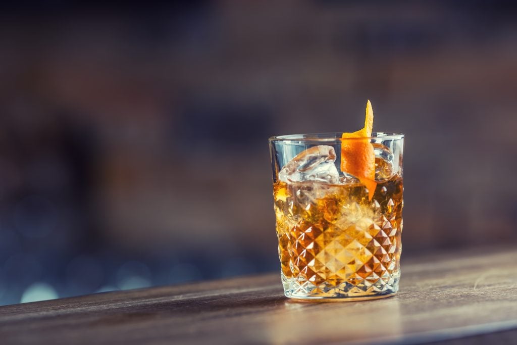 Old Fashioned - easy cocktails to make at home