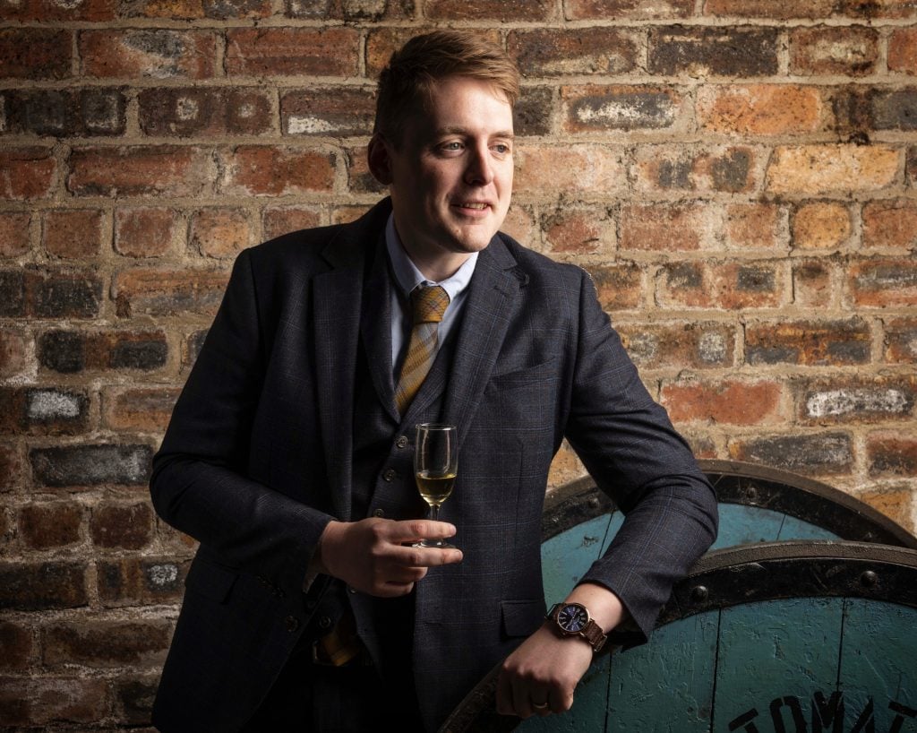 Scott Adamson Tomatin