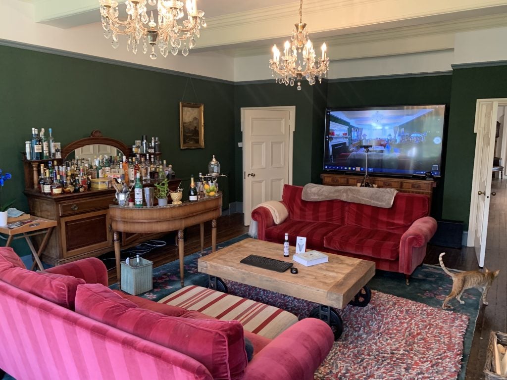 The La Fee absinthe green room