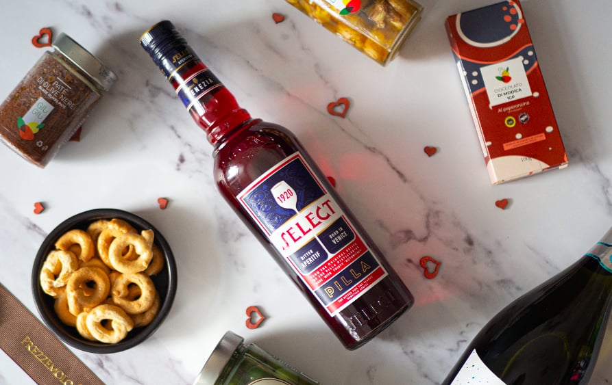 In this week's Nightcap... Valentine's Day!