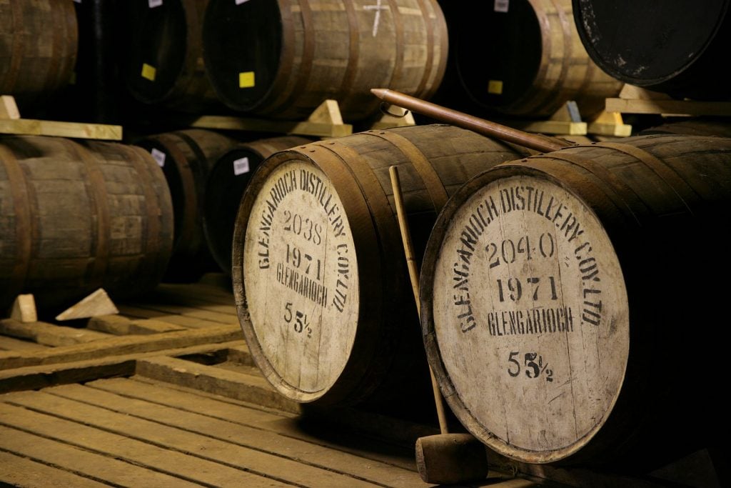 Old casks at Glen Garioch