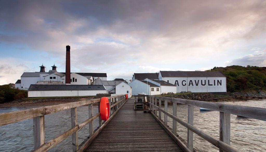 Lagavulin-Distillery