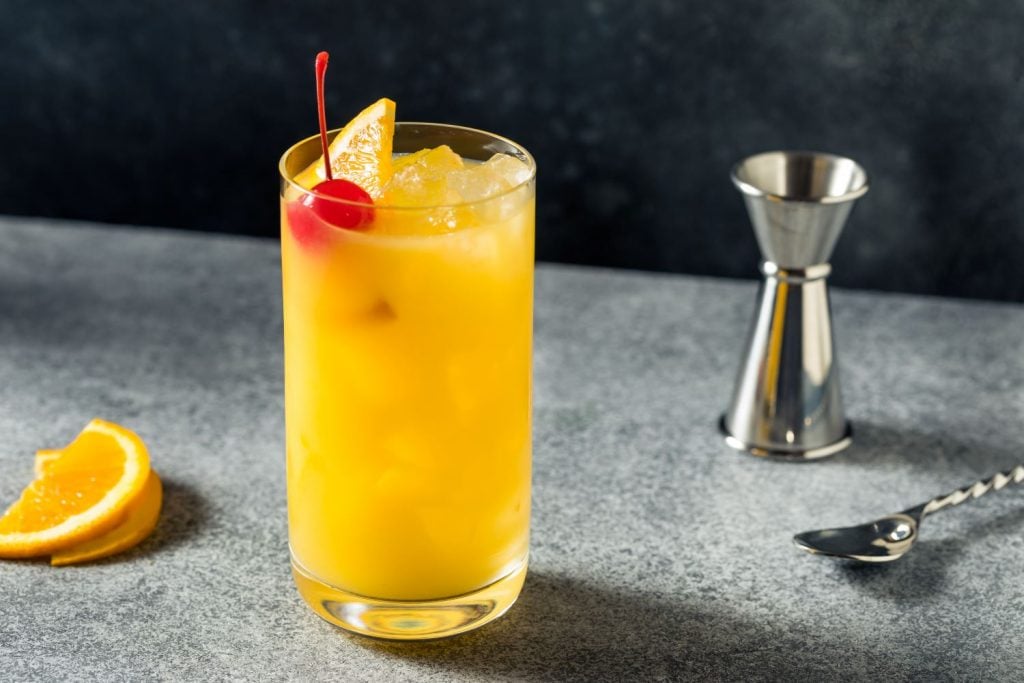 Harvey Wallbanger Cocktail with Galliano
