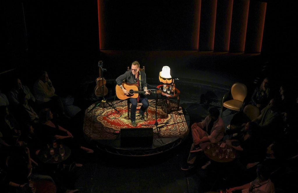 Kiefer Sutherland playing live at Underbelly Boulevard Theatre