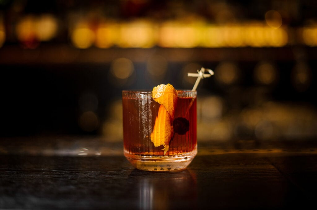 How to make an Old Fashioned cocktail? Learn right here