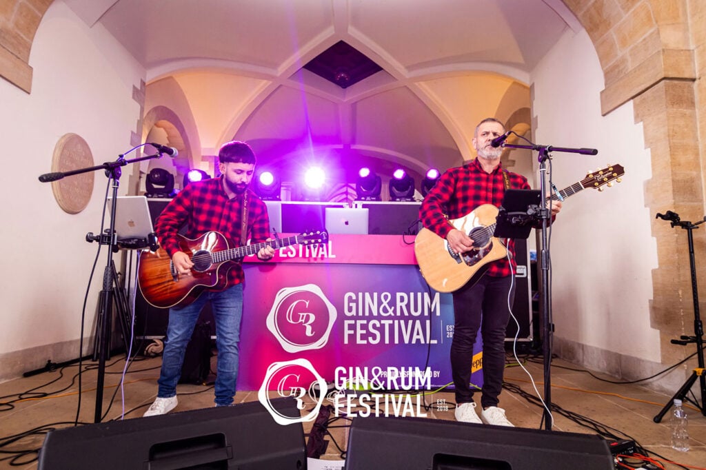 Gin & Rum Festival offers music, as these guitarists demonstrate
