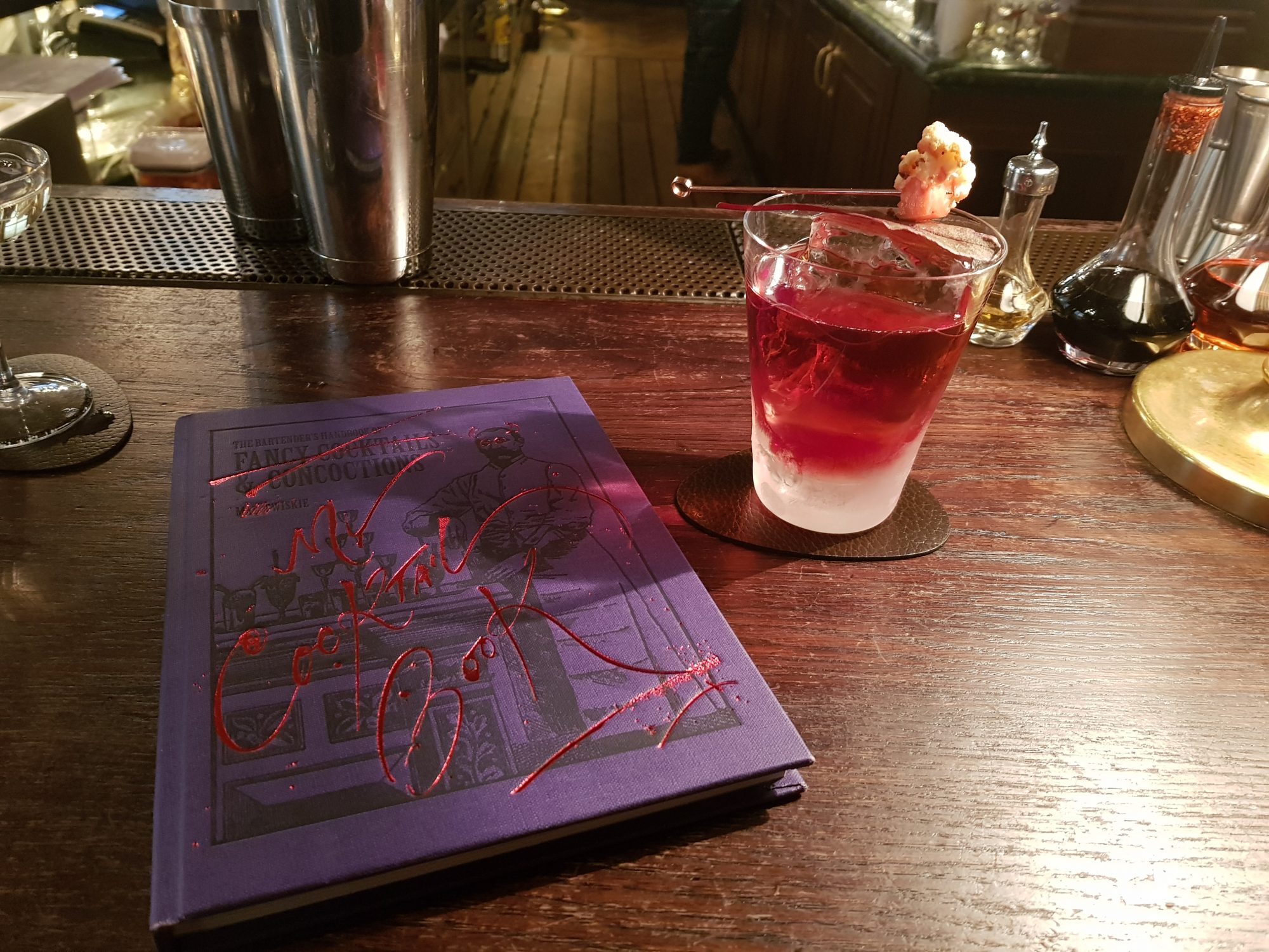 Scarfes Bar
