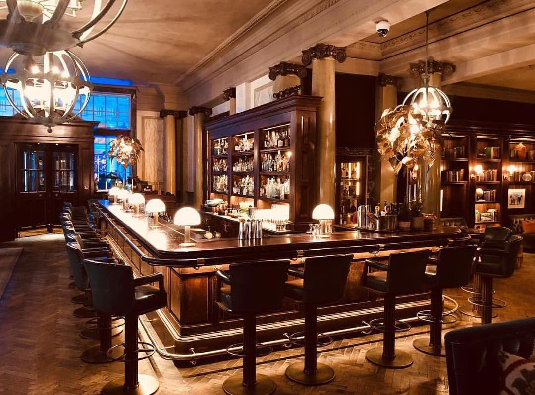 Scarfes Bar