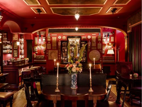 Seymour's Parlour