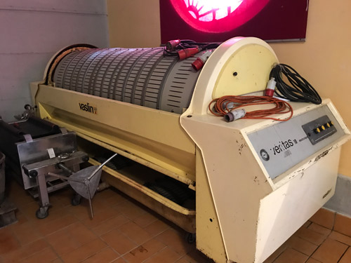 Grape crusher