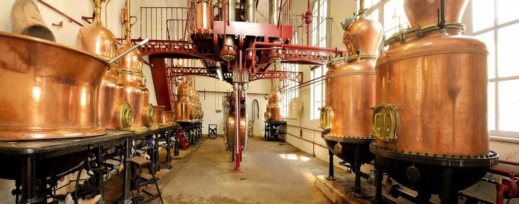 mentzendorff-kummel-combier-distillery