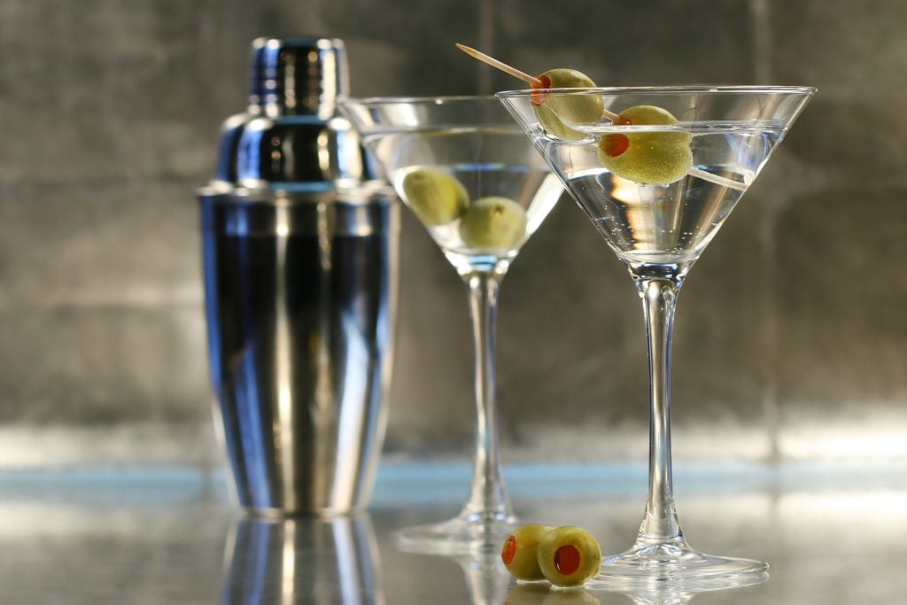 Dry Martini with olive easy cocktails to make at home