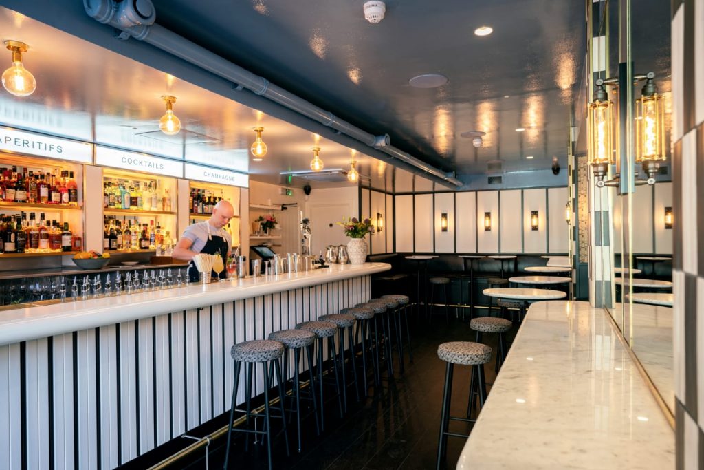 Opening a bar during the COVID-19 pandemic