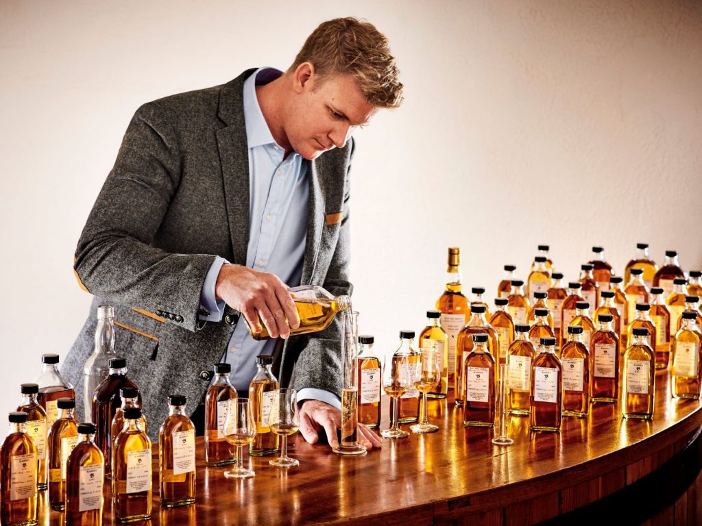 Bladnoch Distillery announces Dr Nick Savage as their new Master Disti –  Bladnoch US