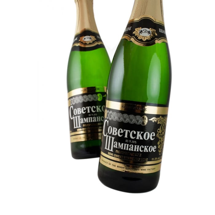 sovetskoje-shampanskoje-polusladkoje-soviet-champagne-semi-sweet