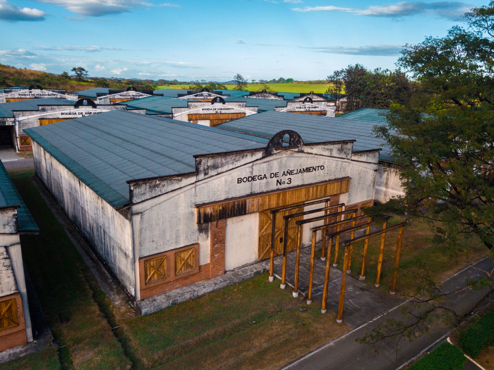 Master of Malt tastes… Ron Abuelo - Vimarsana News