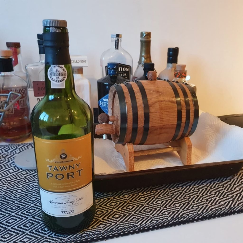 Mini cask