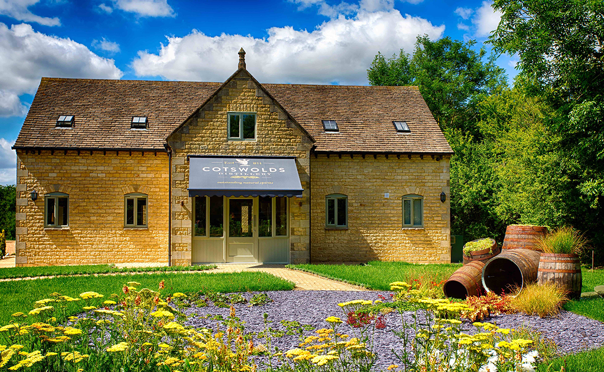 The Cotswolds Distillery: how a New Yorker captured the spirit of the Cotswolds - Vimarsana News