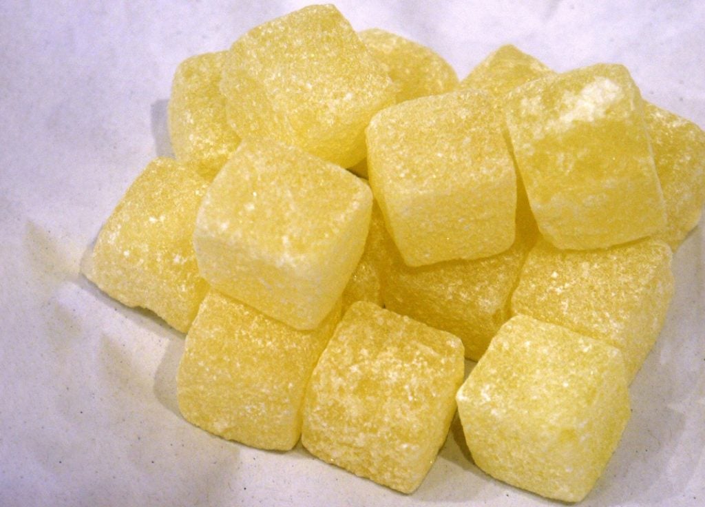 Pineapple cubes