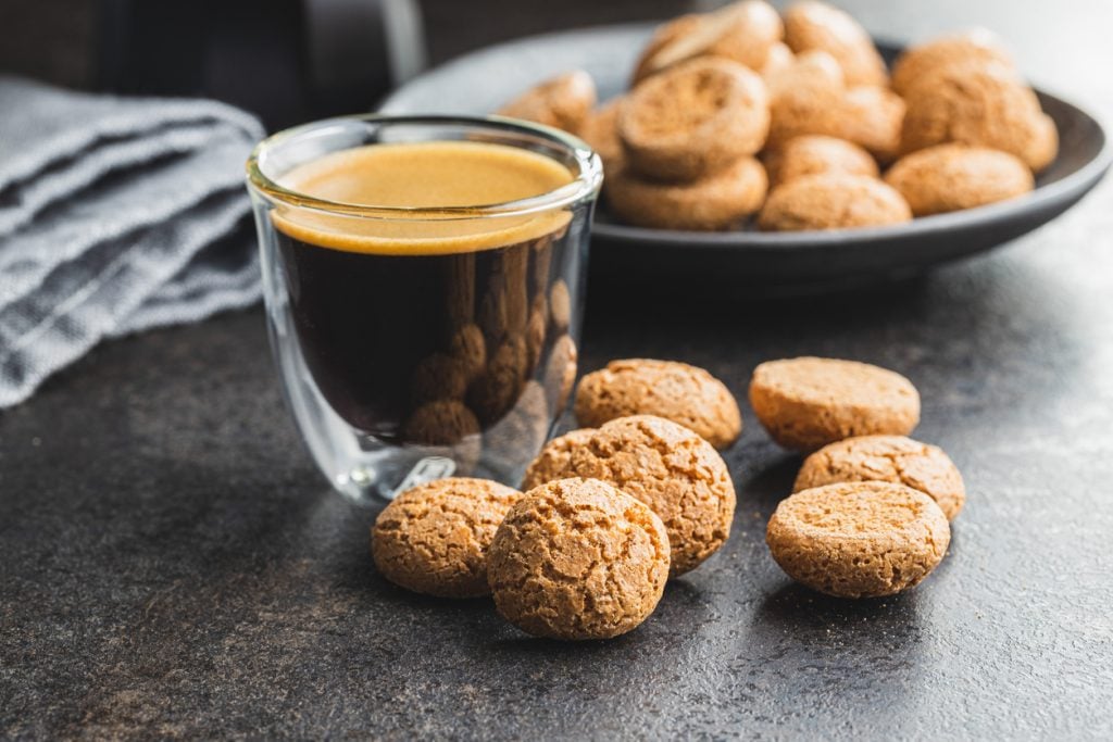 Amaretti biscuits