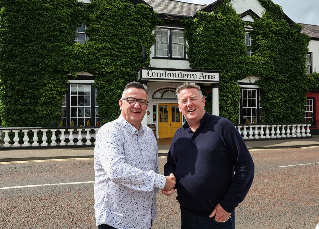 Adrian McLaughlin and Limavady whiskey master distiller, Darryl McNally at the historic Londonderry Arms in Carnlough.