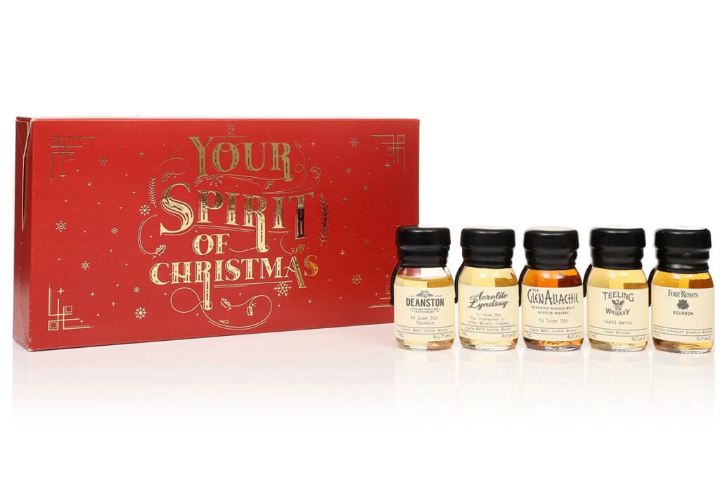 A perfect Secret Santa gift: Christmas Whisky Tasting Set (Red Edition)