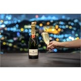 Moët & Chandon Brut Imperial (with Presentation Box) - 2 %>